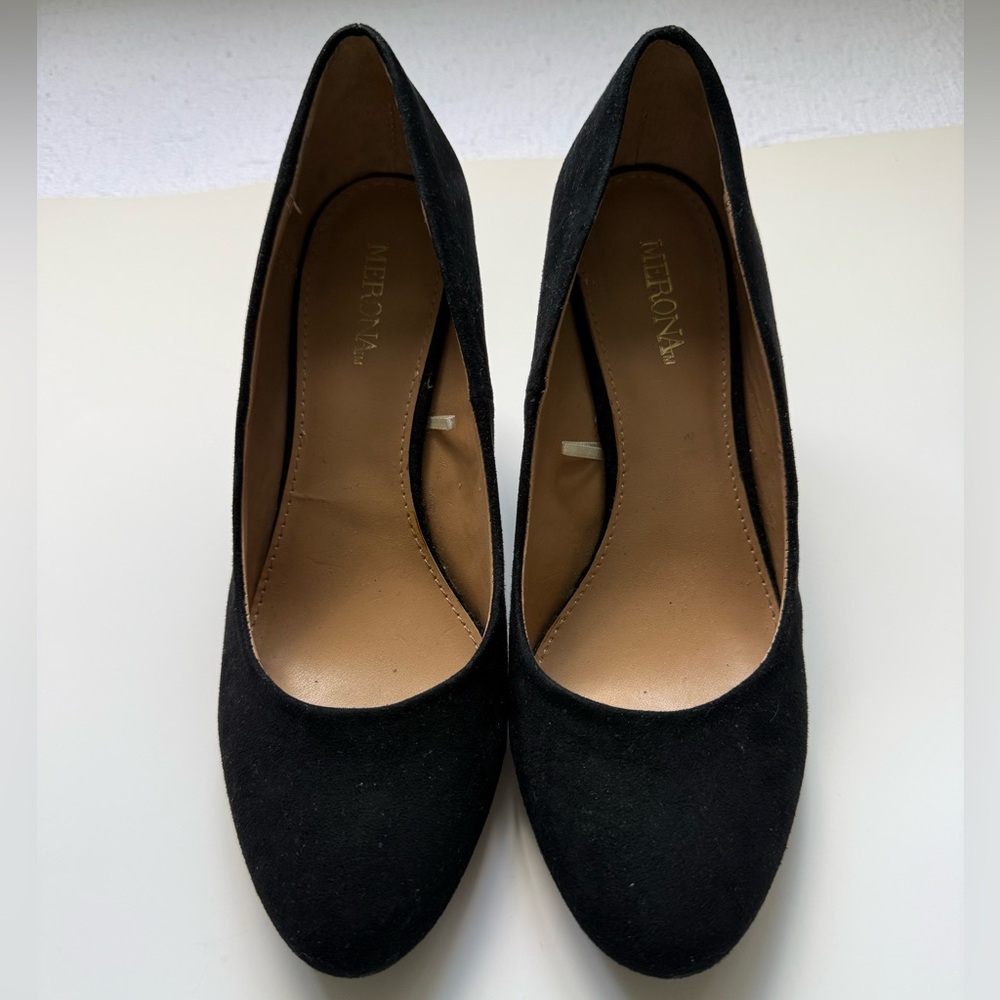 Merona Black Suede Pumps Size 6.5 Classic Work Heels Round Toe Office Interview